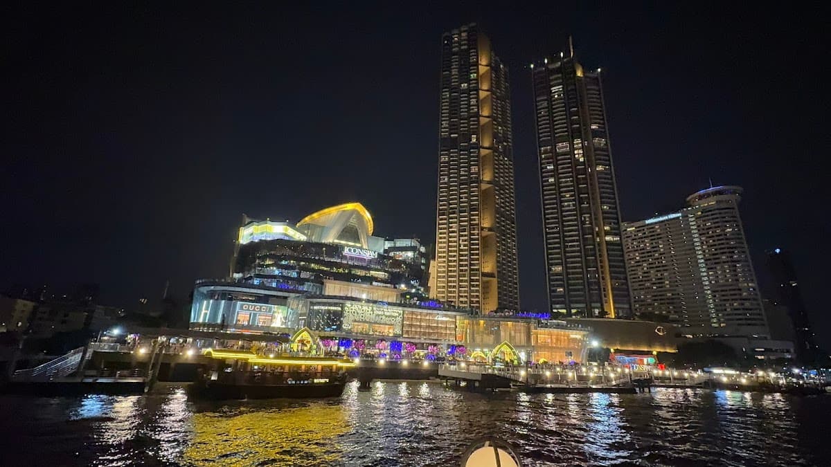 Alangka Cruise in Bangkok
