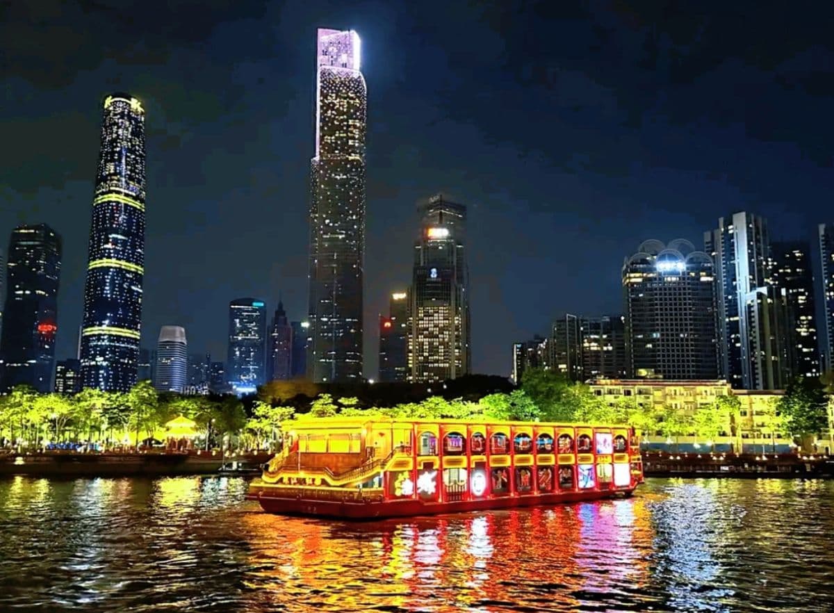 Pearl River Cruise Ticket – Night Views of Canton Tower & Guangzhou Skyline