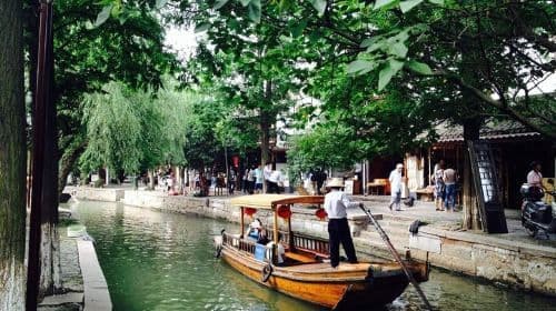 Private Shanghai Layover Tour to Zhujiajiao Water Village