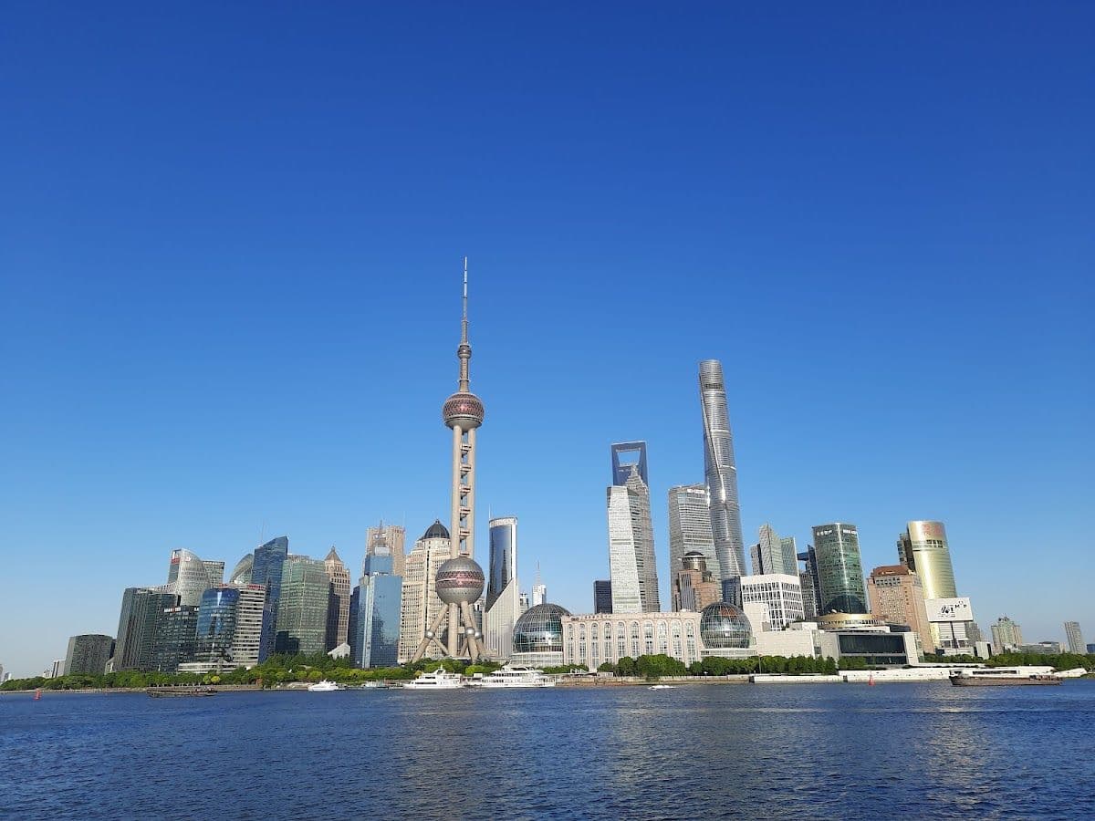 Shanghai Suzhou Creek  30-Min Cruise - Retro Ship & Bund View