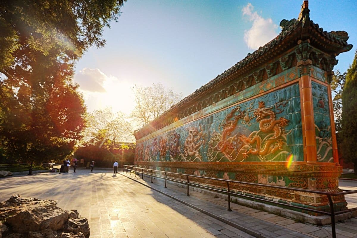Summer Palace Admission Ticket + 2.5 hours  Guided Tour Service