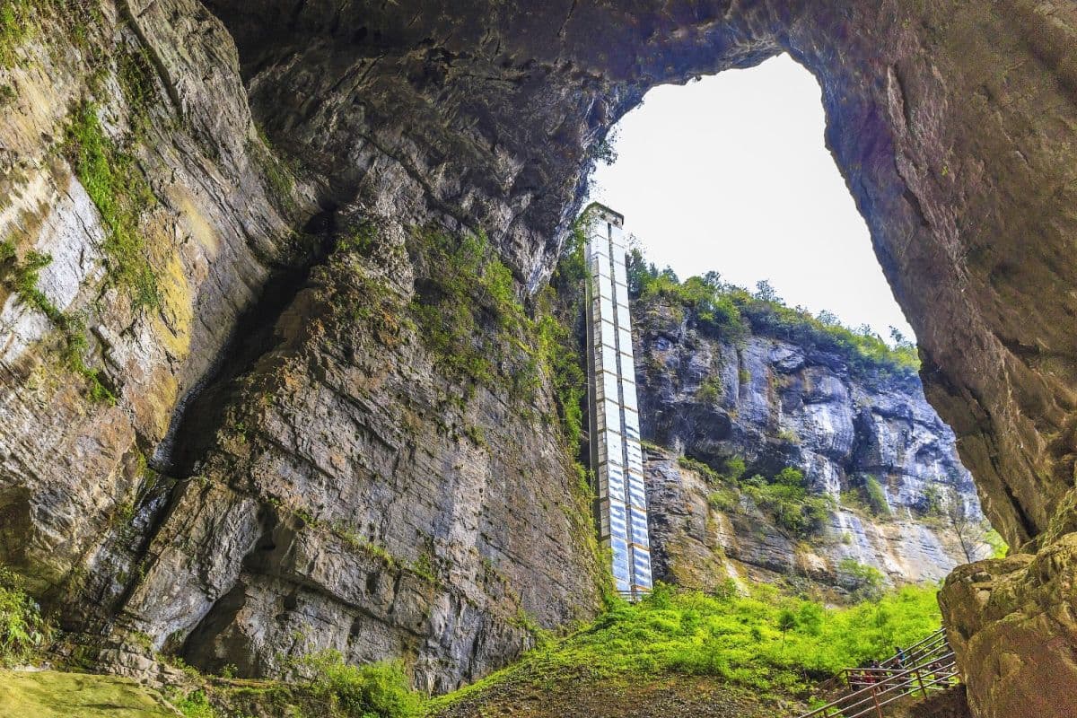 Three Natural Bridges Admission Ticket + Chongqing-Wulong Round-trip Shuttle Bus