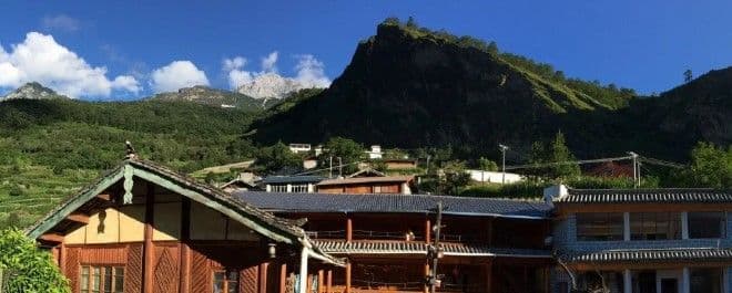 Tiger Leaping Gorge + Haba Snow Mountain + Hui Village Muslim Private Tour