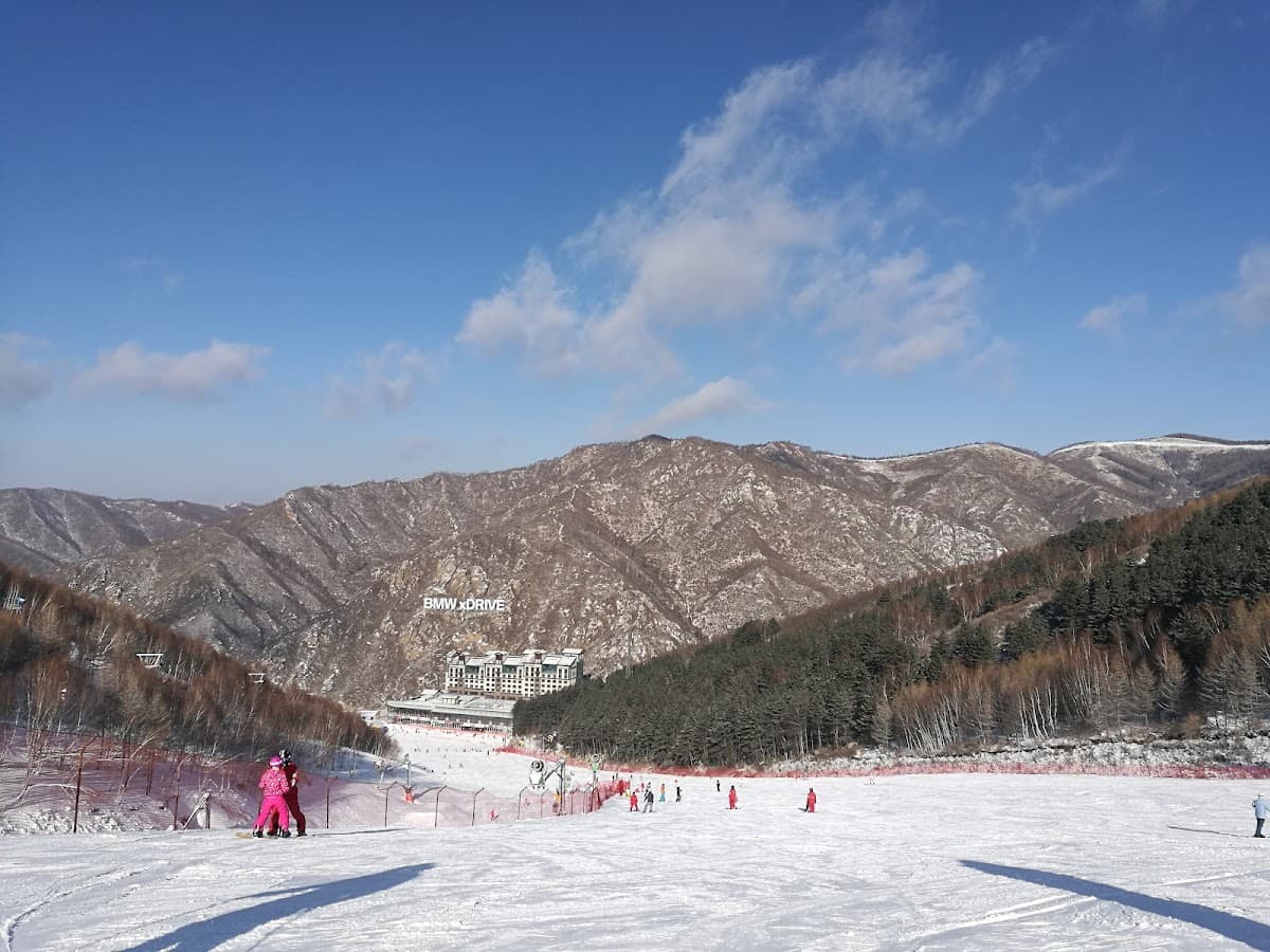 Wanlong Ski Resort