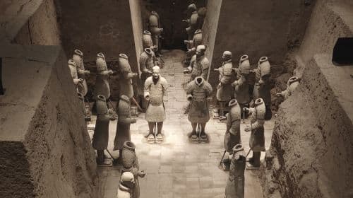 Xian Emperor Qinshihuang's Mausoleum Site Museum (Terracotta Army) + Huaqing Palace one-day tour [Chinese/English guide] Day Tours