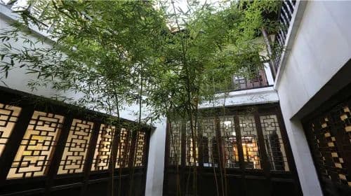 Zhujiajiao Ancient Town