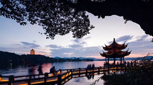 [Hangzhou] Private Car Day Tour to Meijiawu Tea Village, National Tea Museum & West Lake Day Tours