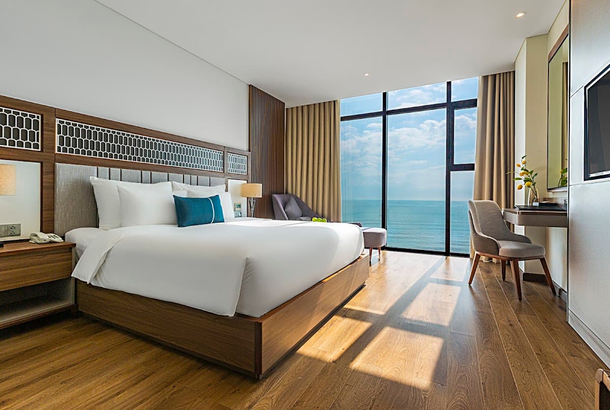 Afternoon Tea at Peninsula Hotel Danang
