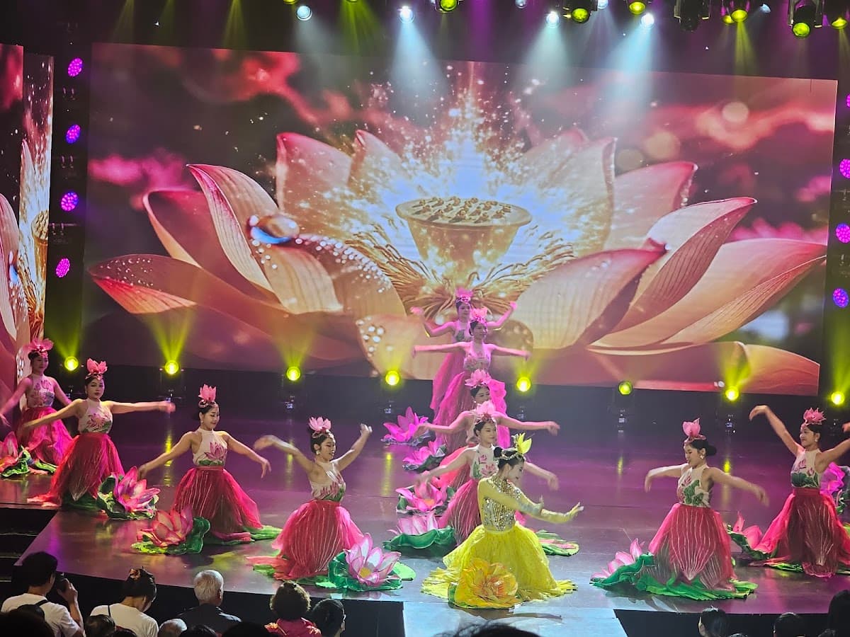 Ao Dai Show in Da Nang