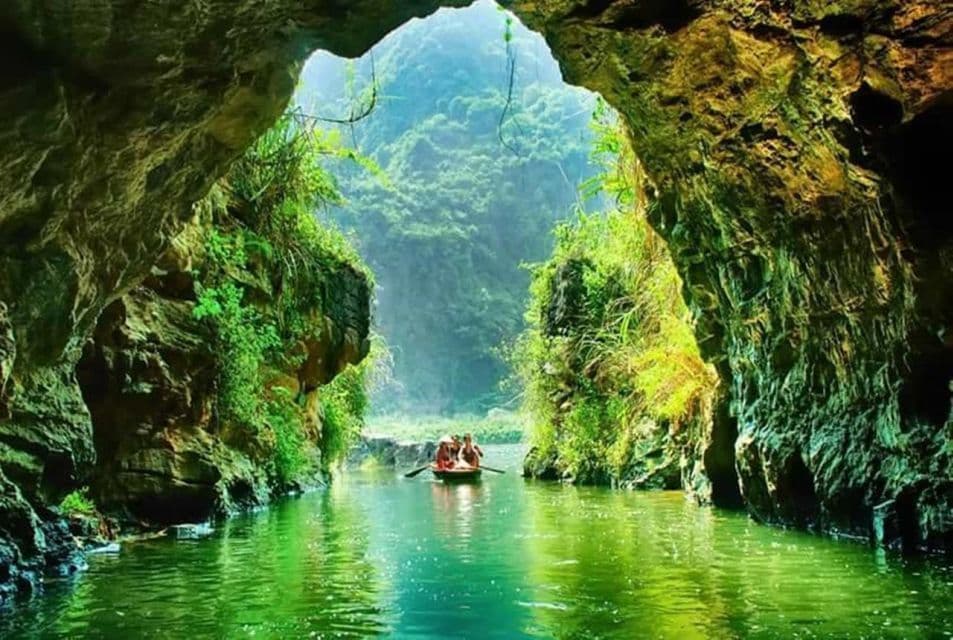Bai Dinh - Trang An - Mua Caves Standard Day Tour From Hanoi