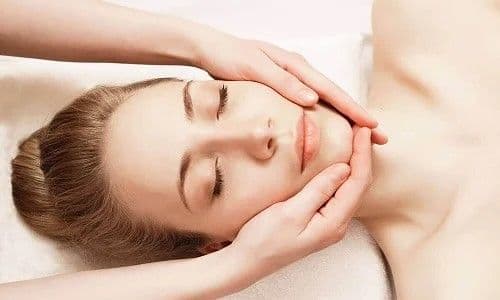 Herbal Spa : Intensive Facial Treatment