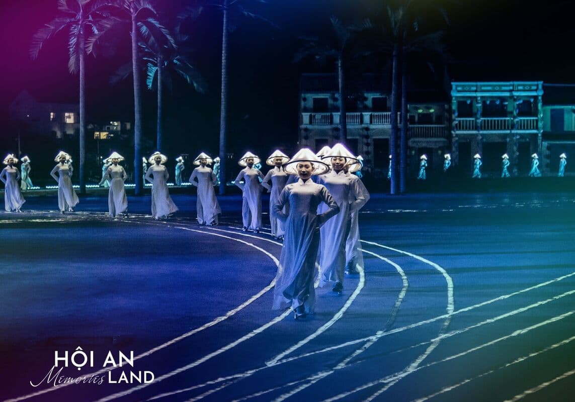 [Combo] Hoi An Memories Show and Cam Thanh Basket Boat Experience