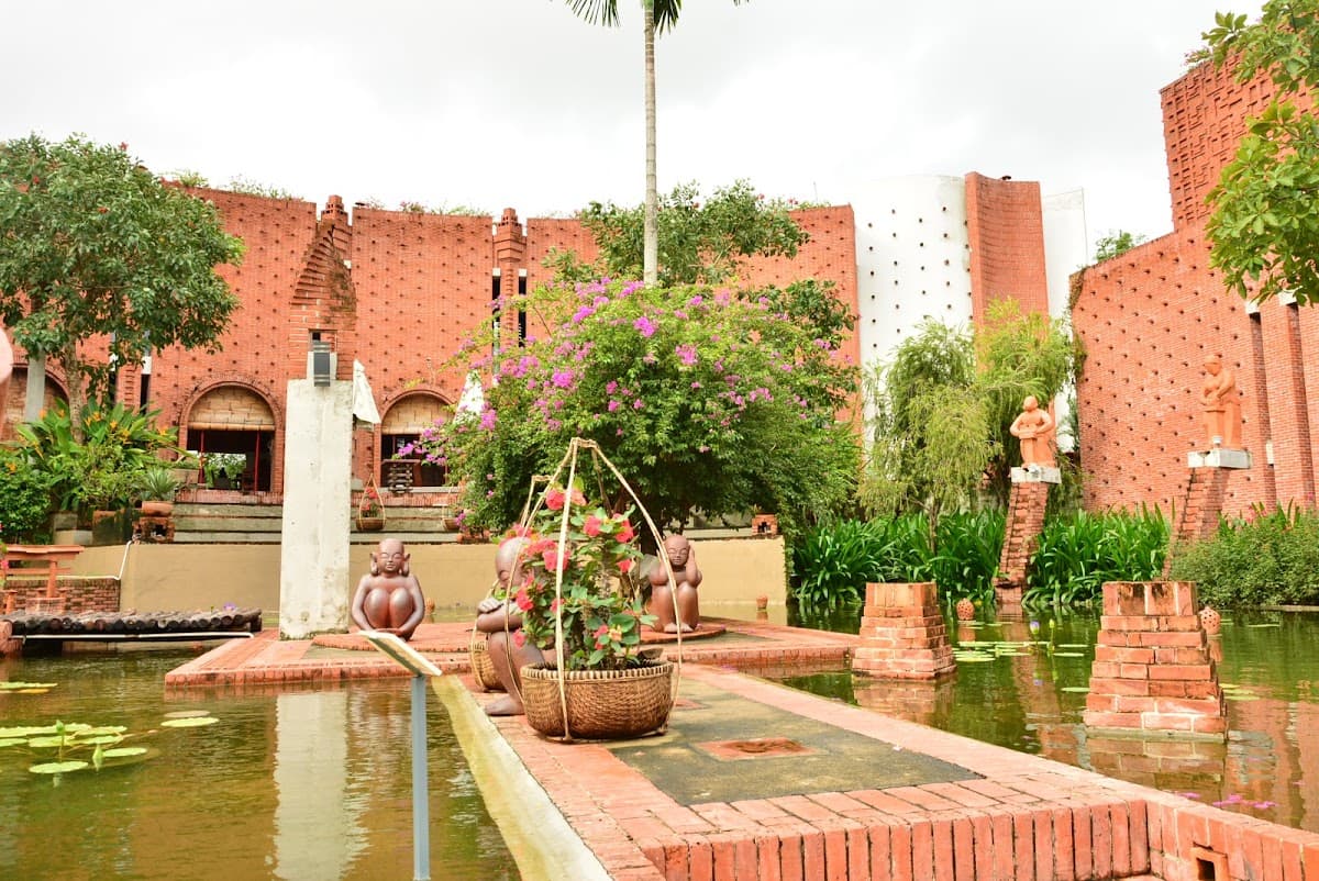 Thanh Ha Terracotta Deluxe Tour in Hoi An