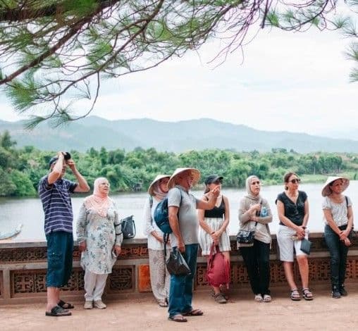 Hue Royal Tombs Cycling Tour (bike/e-bike)