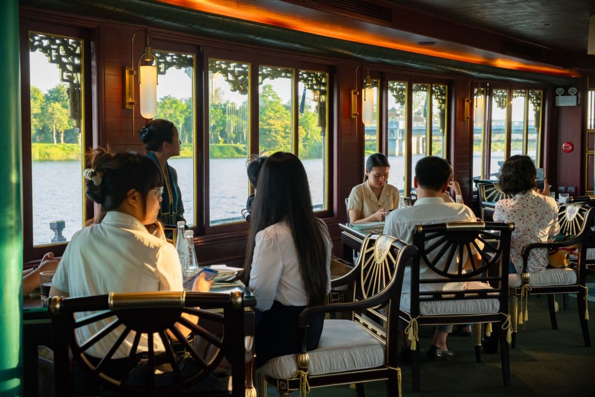 Huertiage – Experience A Heritage Boat On The Contemporary Flow