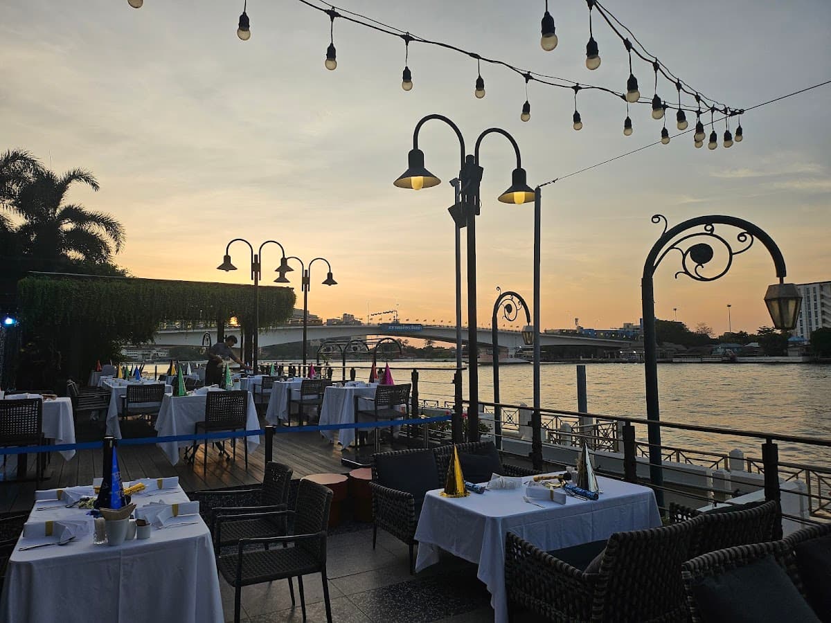 Babble and Grill by Riva Surya Bangkok