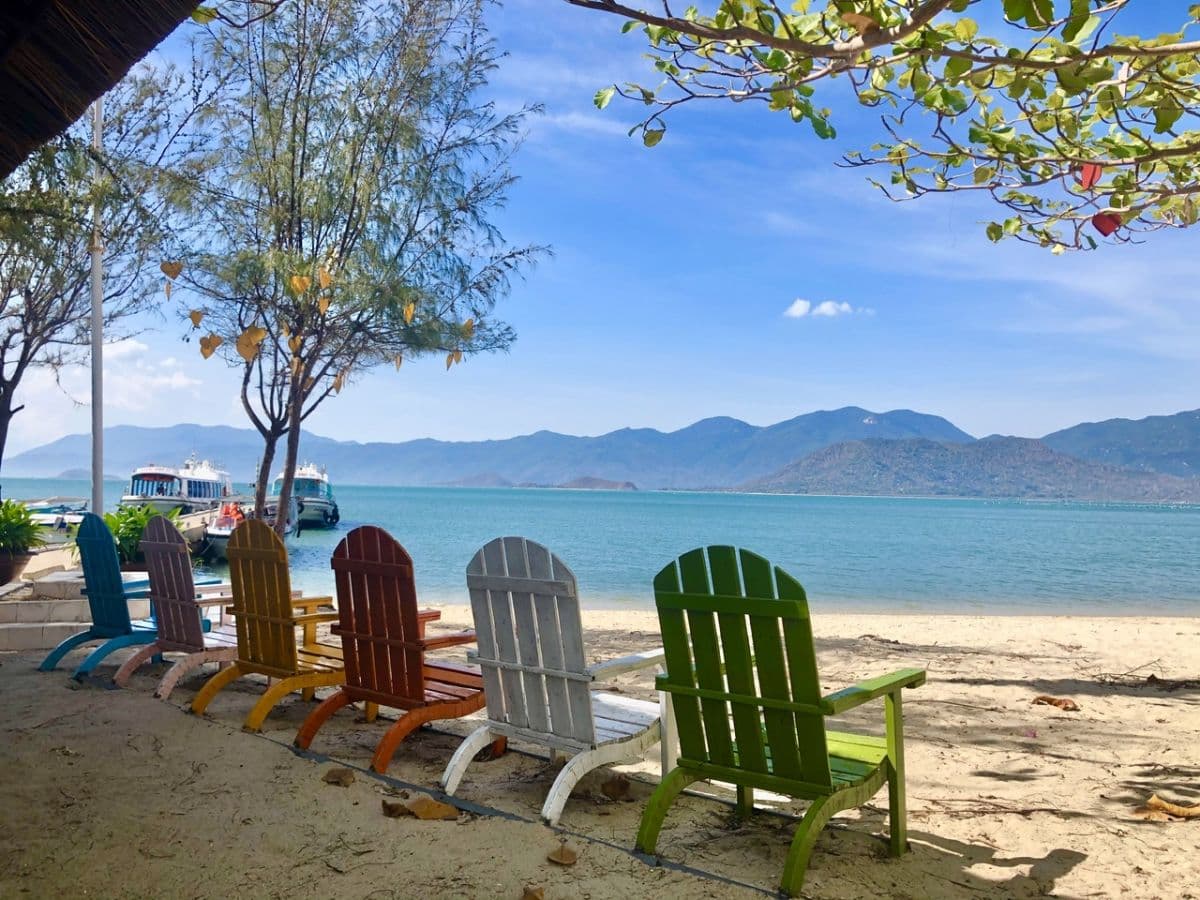 Nha Phu Bay Day Tour