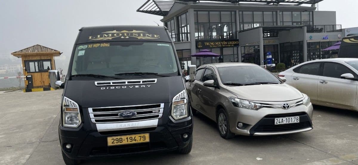 Limousine tranfer ticket between Ha Noi - Sapa