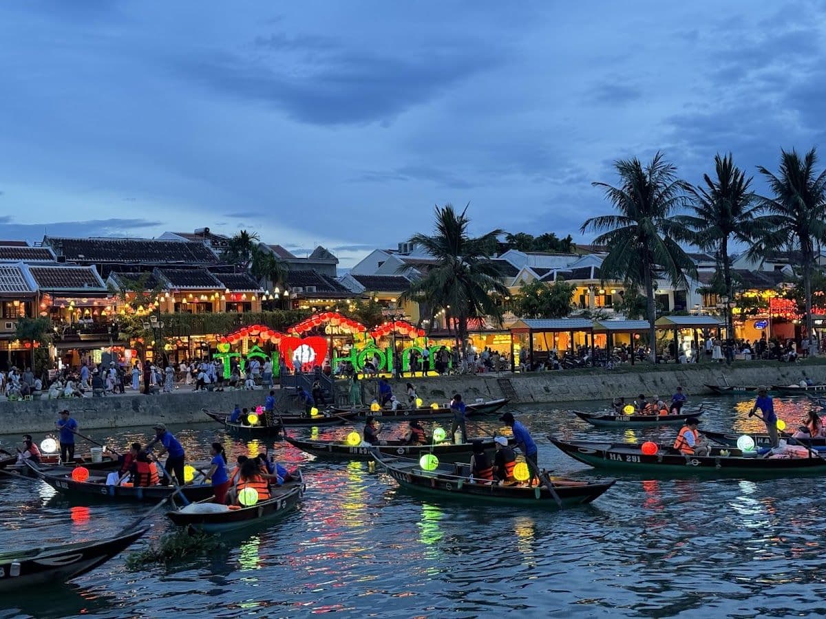 MARBLE MOUNTAIN HOI AN ANCIENT TOWN