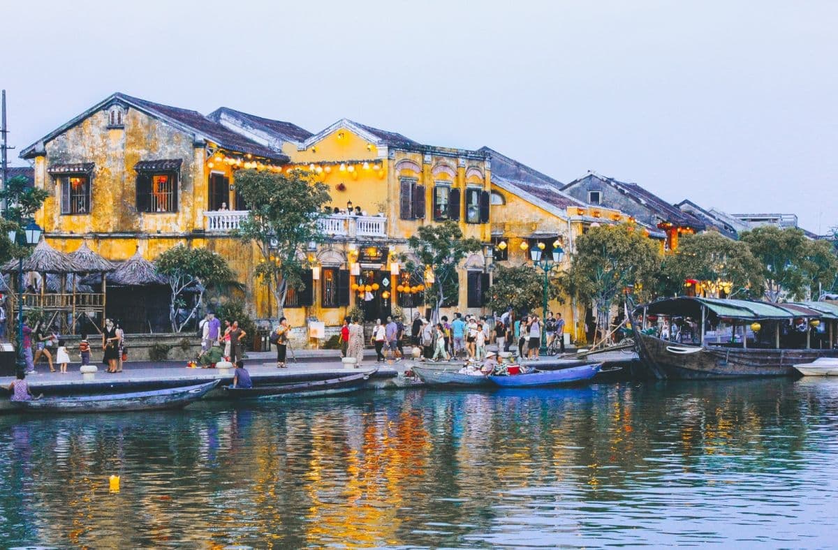 Marble Mountain – Hoi An Ancient Town Day Tour