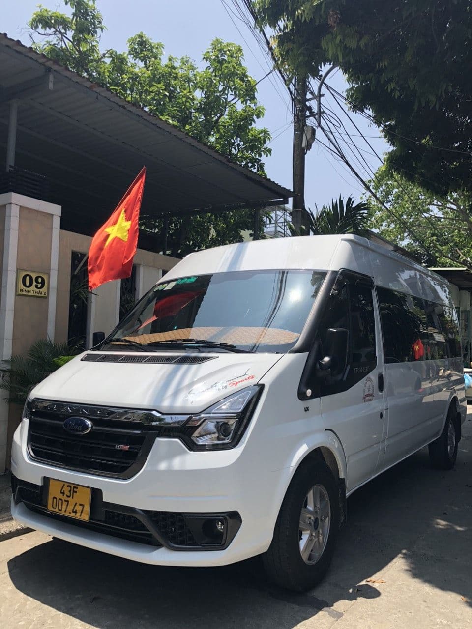 One-way Private Car Da Nang - Hoi An - Hue