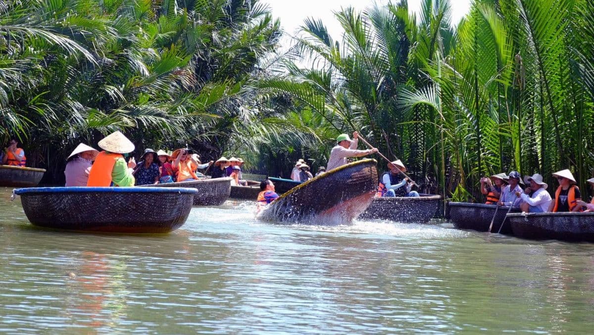 Passeio de Barco de Cesta de Coco em Cam Thanh, Hoi An