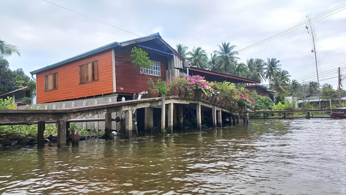 Bangkok Damnoen Sky & Floating Market Full-Day Cultural Tour