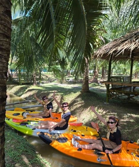 Całodniowa wycieczka kulturowa: Bangkok, Damnoen Sky i Pływający Targ