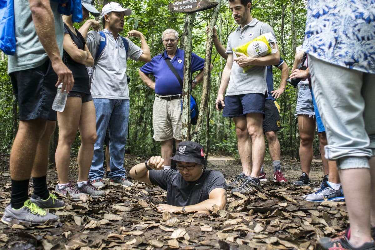 Túneles de Cu Chi en lancha rápida por el río Saigón - Medio día