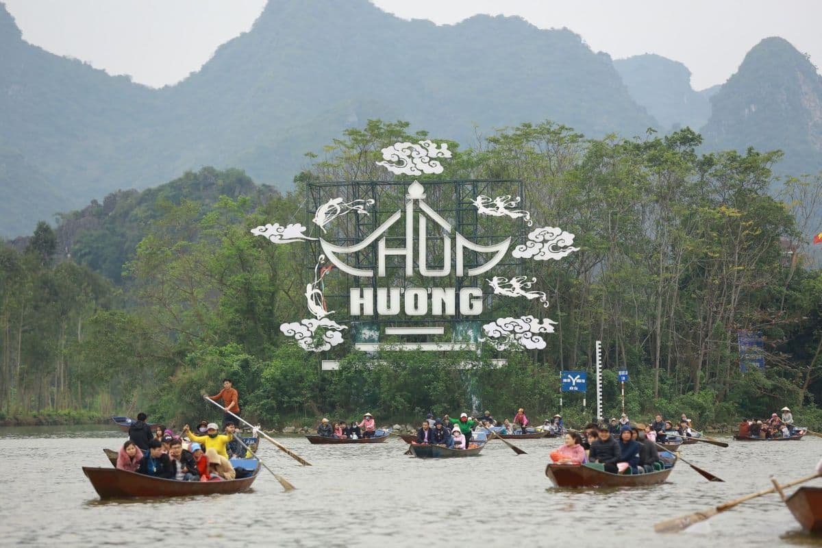 Tagesausflug zur Parfüm-Pagode ab Hanoi