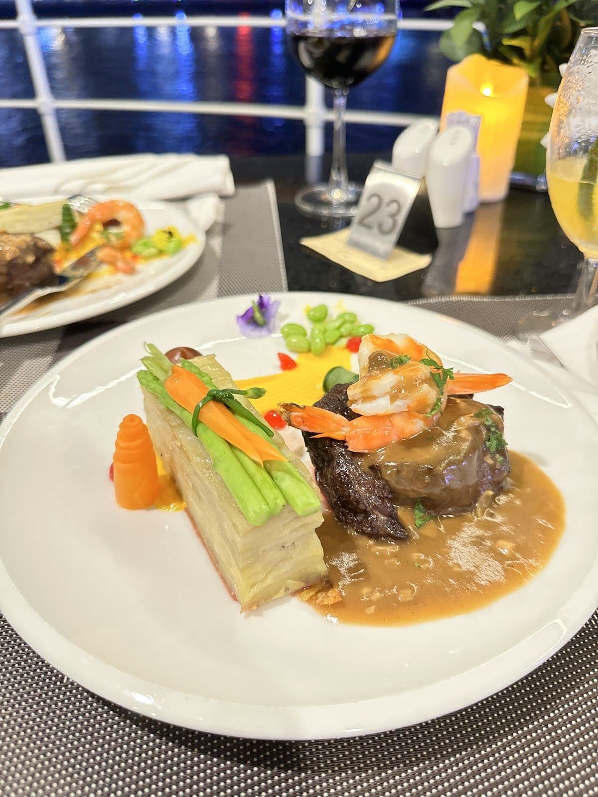 Dinner Cruise on the Saigon River with Ben Thanh Princess