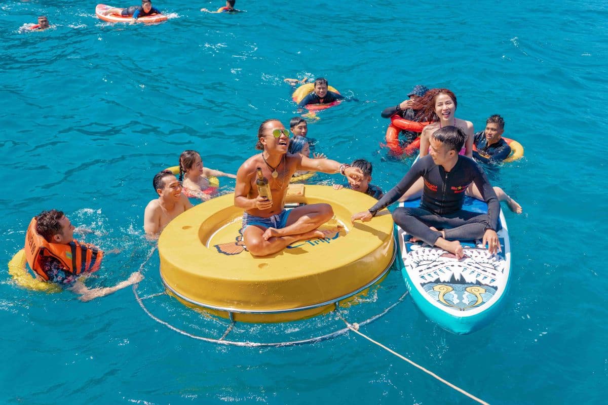 Discover Coral Reef By Snorkeling And Crazy Party In Nha Trang