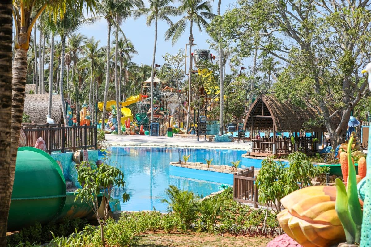 Discover Phu Quoc 4 Islands By Speed Boat, Aquatopia Water Park And Hon Thom Cable Car