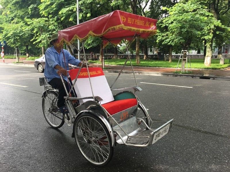 Hanoi Old Quarter: 45 minutes Cyclo Tour