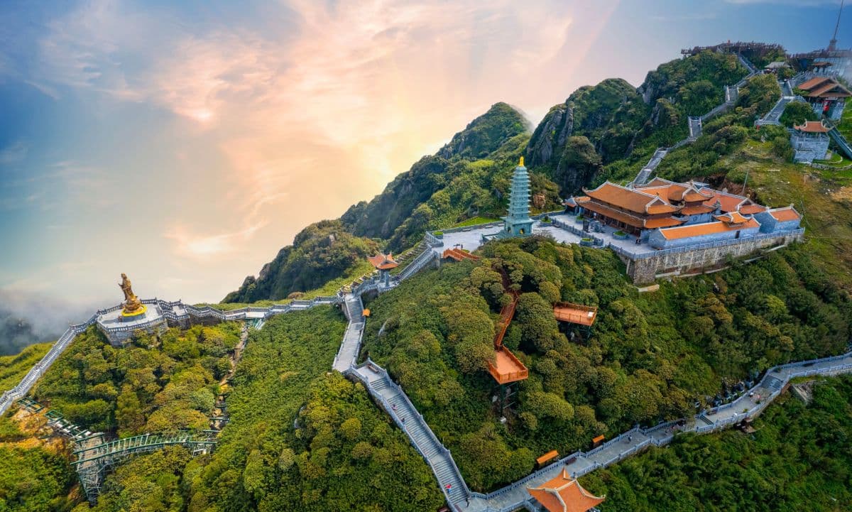 Erleben Sie eine 3-tägige Sapa-Trekkingtour mit Fansipan ab Hanoi