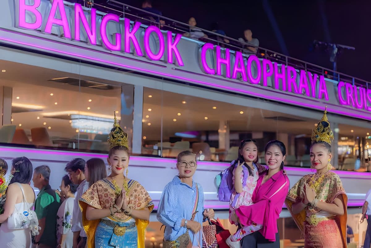 Bangkok: De nieuwste luxe 5-sterren Chao Phraya-cruise in Bangkok