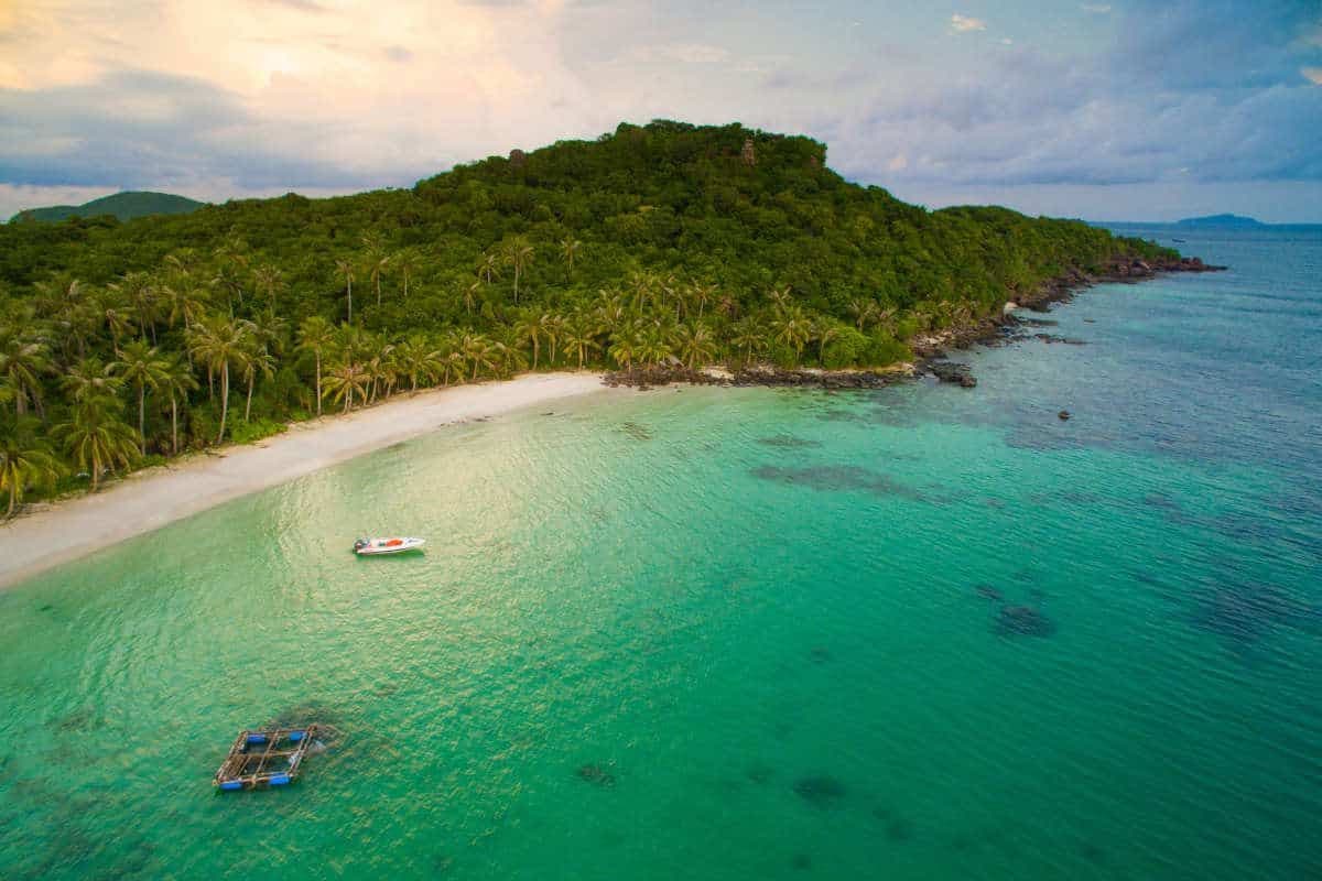 Explore Phu Quoc 3 Islands by Speed Boat