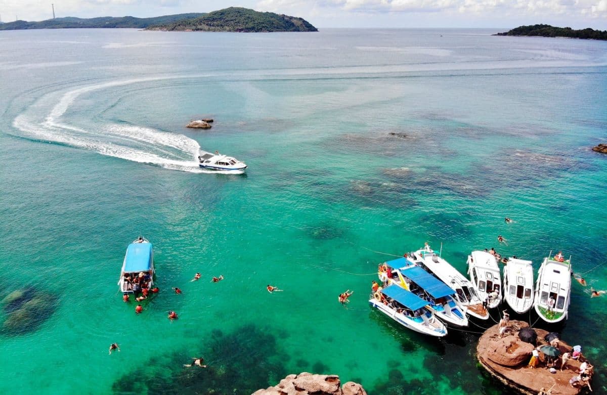 Explore Phu Quoc 3 Islands by Speed Boat