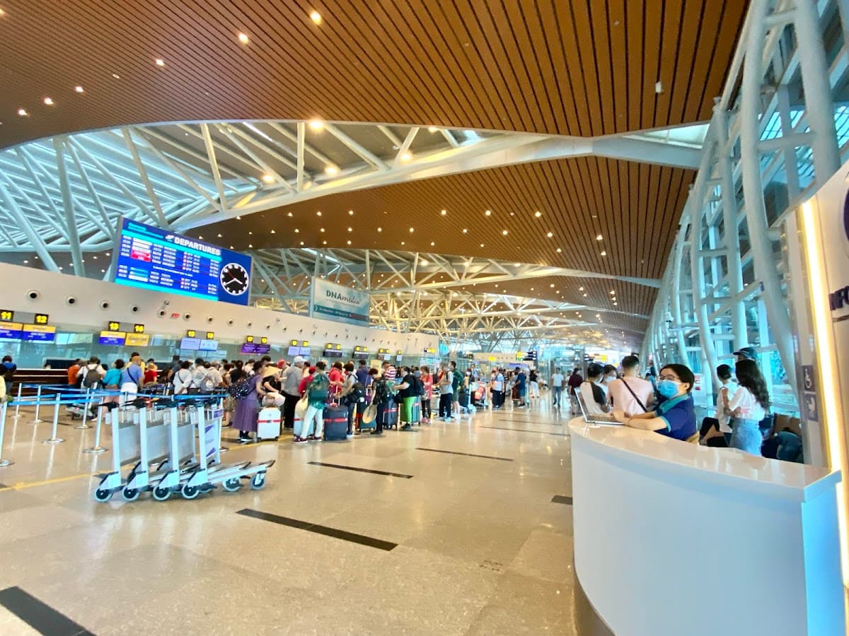Fast Track Service at Da Nang (DAD) International Airport