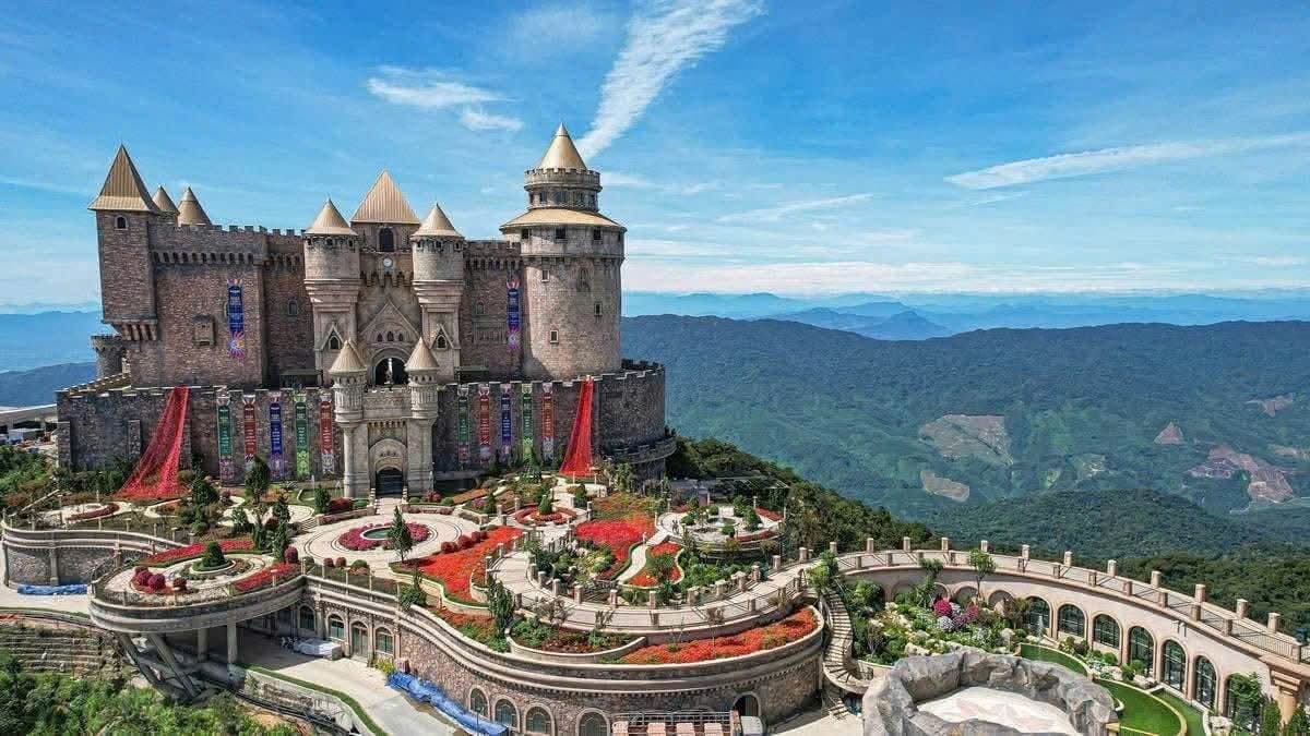 Full-day Private Car Da Nang - Ba Na Hills - Son Tra Peninsula