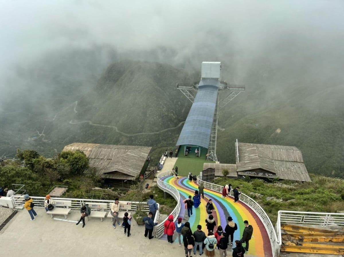 Billet d'entrée pour le pont de verre à Sapa