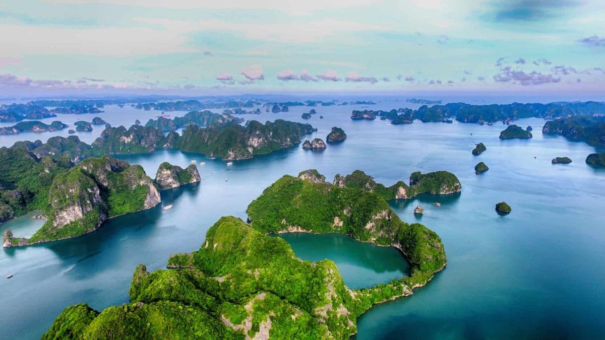 Ha Long Bay Day Tour