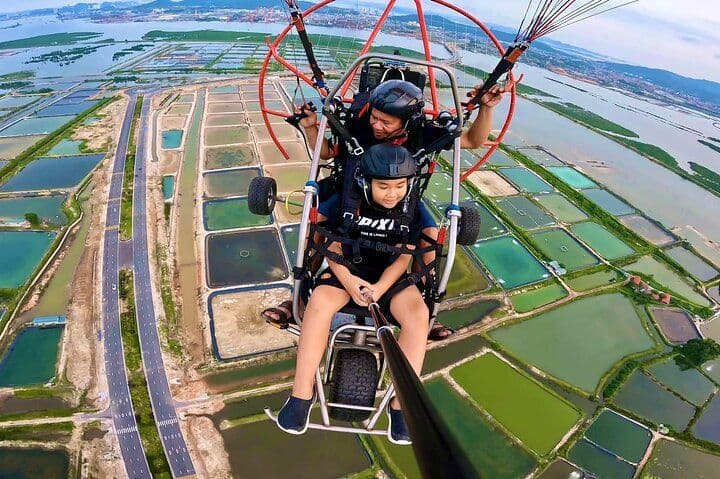 Ha Long Sky Tour: Powered Paragliding