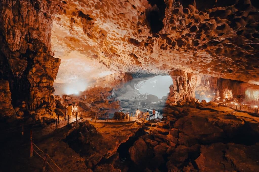 Halong Bay Day Tour with 5-star Premium Cruise