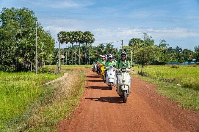 Hanoi Bat Trang Ceramic Village And Outskirts by Authentic Vespa