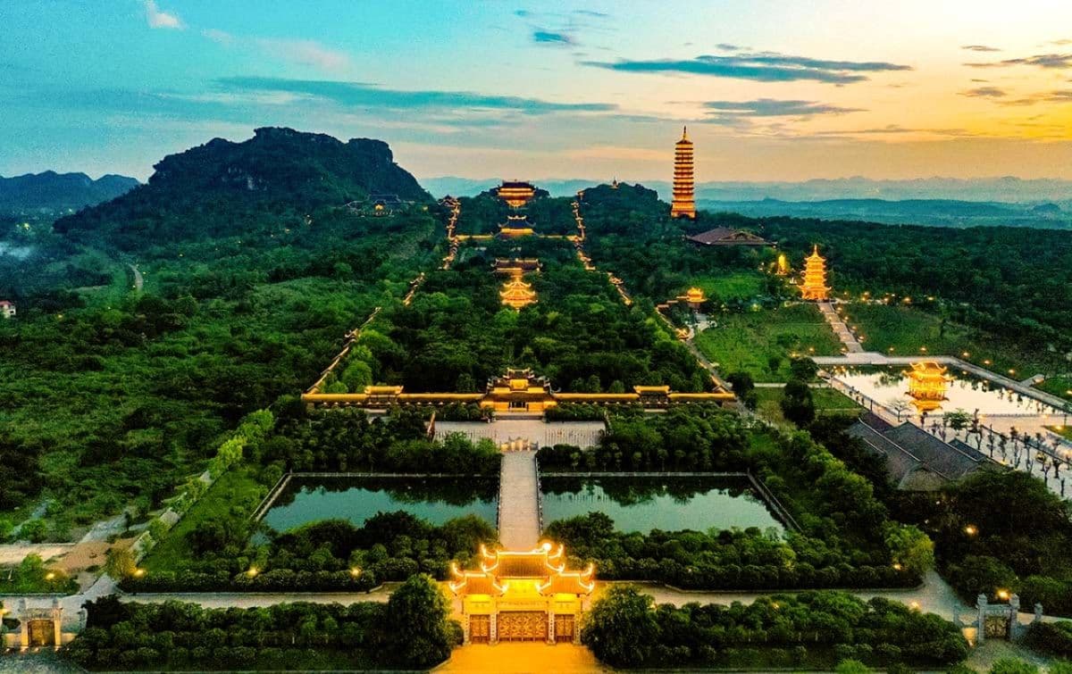 Majestic Bai Dinh - Trang An Tour