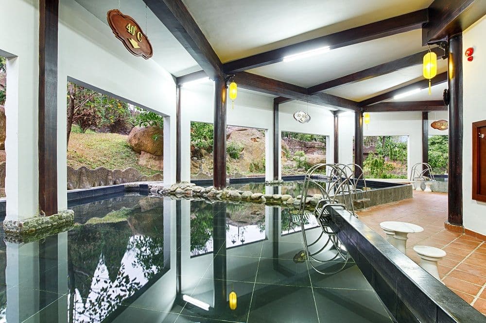Tour giornaliero al Nui Than Tai Hot Spring Park