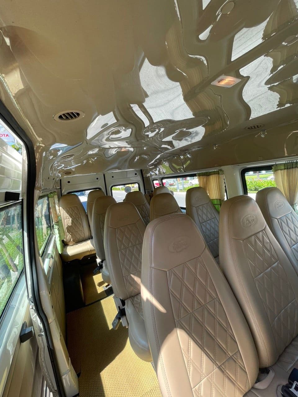 Shuttle bus Hoi An - Ba Na Hills