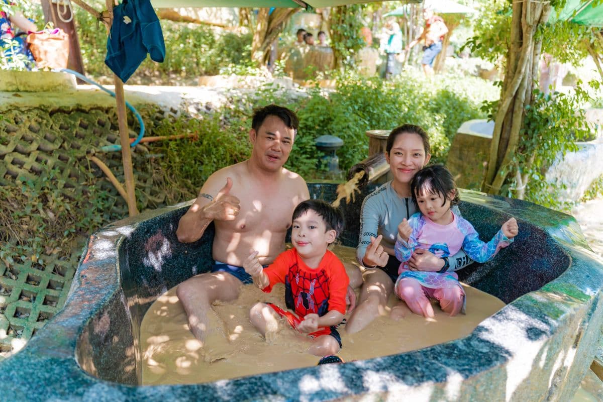 Snorkeling & BBQ & Mud Bath at Hon Tam