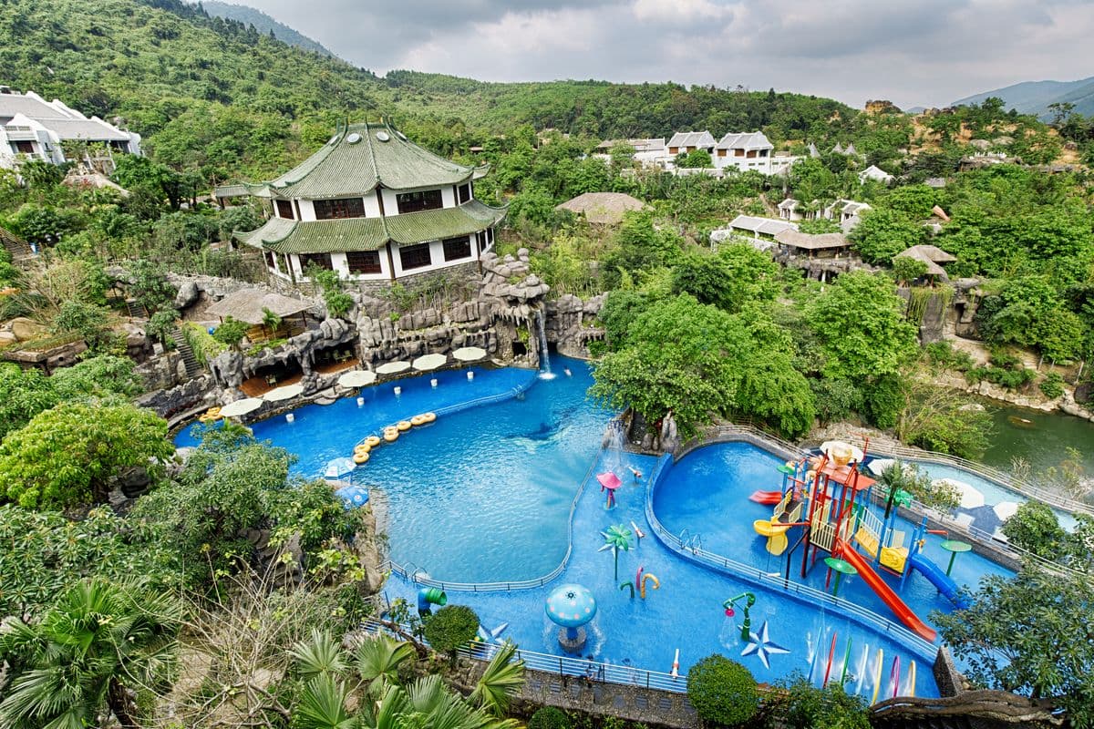 Than Tai Hot Spring Park Ticket